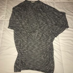 Long cardigan. Soft material.